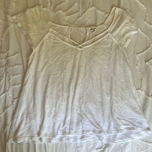 Bethany Mota flowy white tee